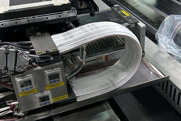 无尘级拖链是什么?主要应用于哪些行业?(图2) image