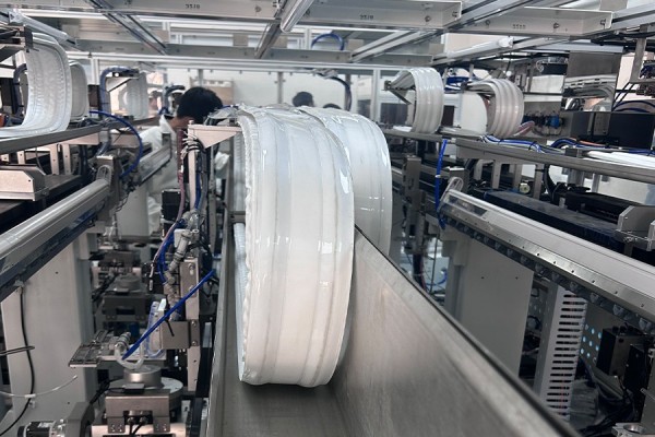 广柔无尘拖链在长行程与经济型应用中的优势分析(图2) image