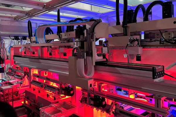 高品质无尘拖链厂家提供自动化设备用高性能无尘拖链护套(图2) image