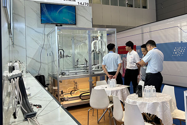 电子产业中的无尘级拖链选购与应用解析(图1) featured image