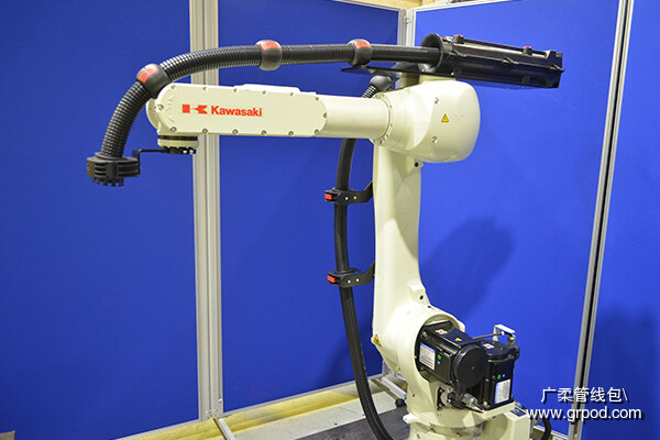 智能机器人管线包助推工业自动化与电缆保护创新(图2) image